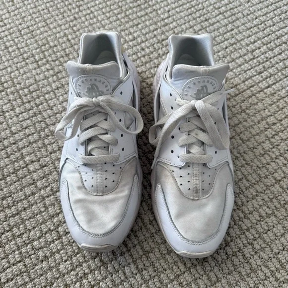 Nike Huarache Sneakers - Picture 5 of 5